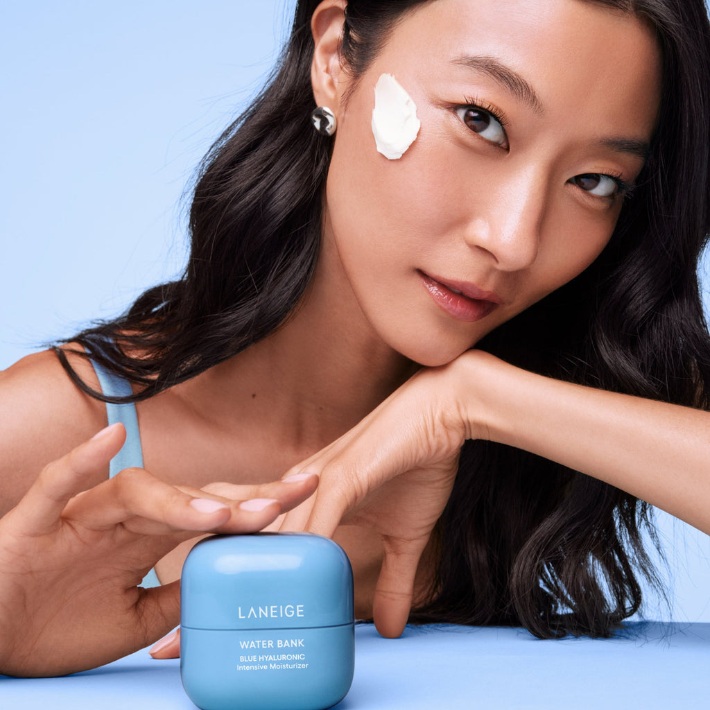 Water Bank Blue Hyaluronic Intensive + Refill Duo A Skincare Choice for Workdays